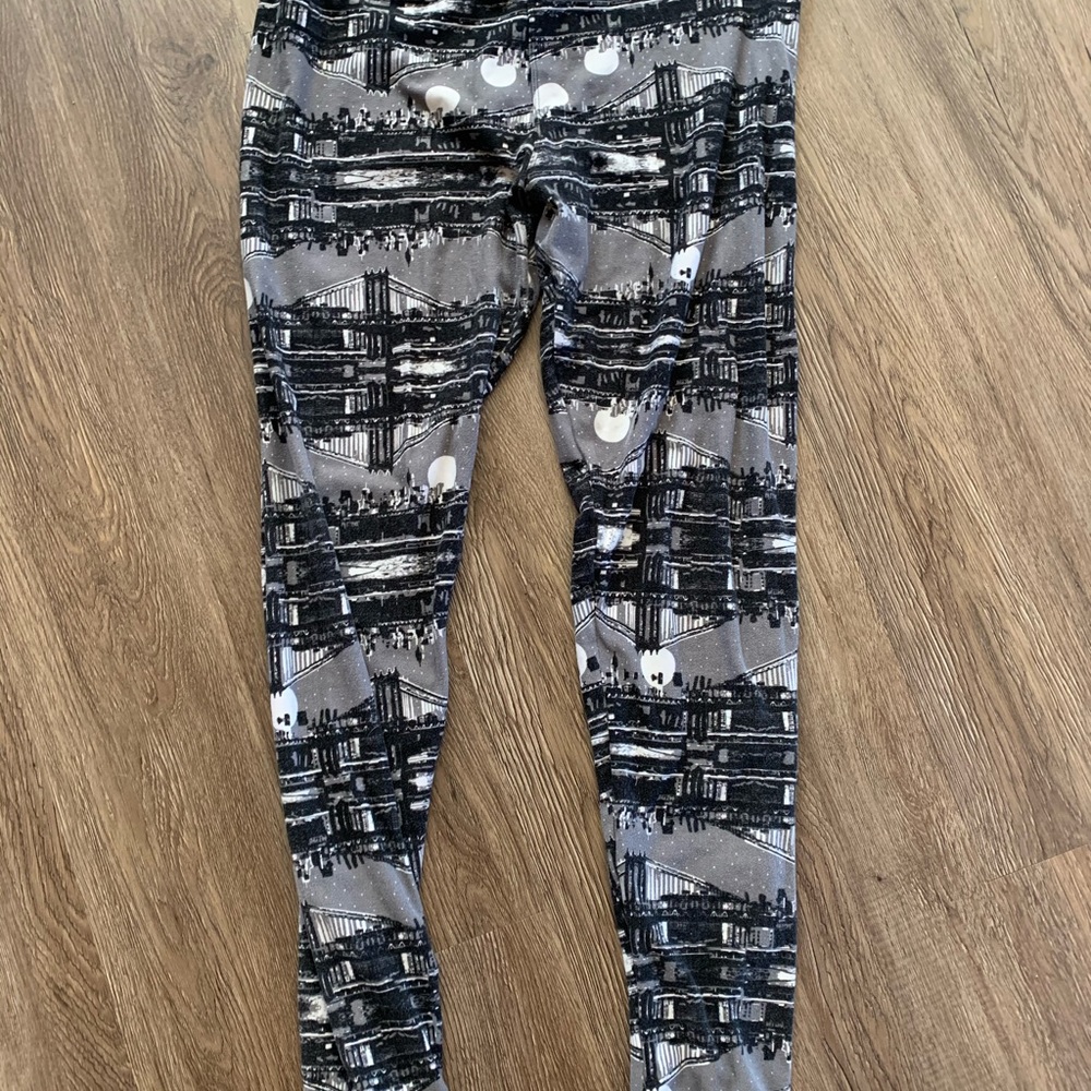Lularoe leggings TC